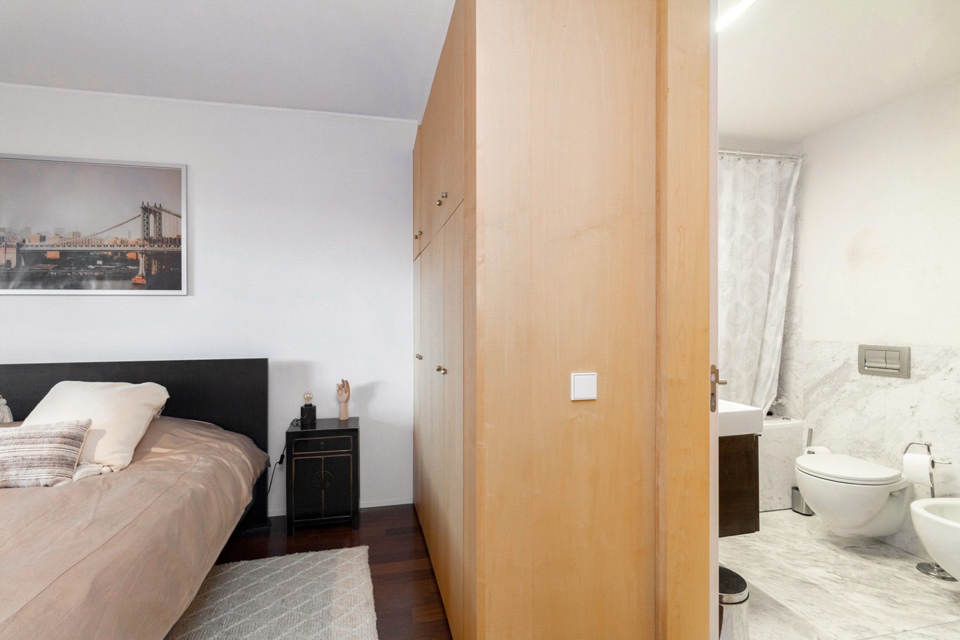 Apartment with balcony, for rent, in Boavista, Porto, Portugal_232101