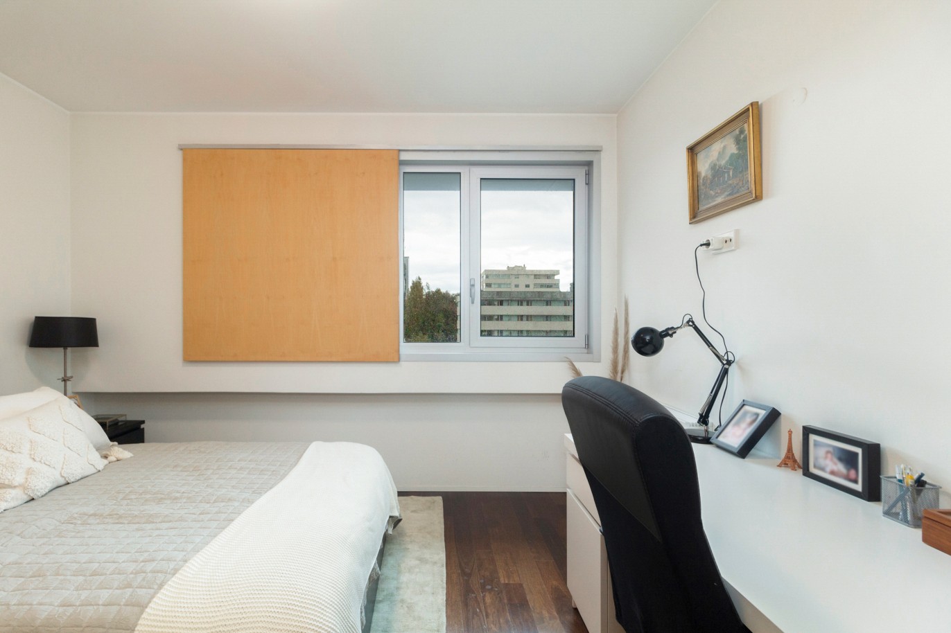 Apartment with balcony, for rent, in Boavista, Porto, Portugal_232103