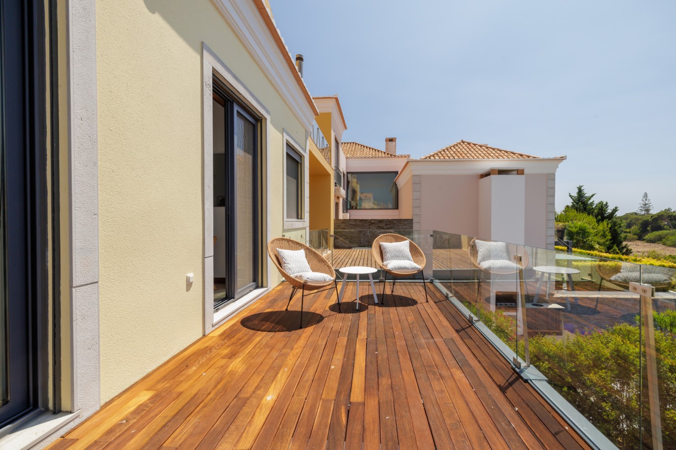 Villa de 2+1 dormitorios con piscina, en venta en Vale do Lobo, Algarve_232746