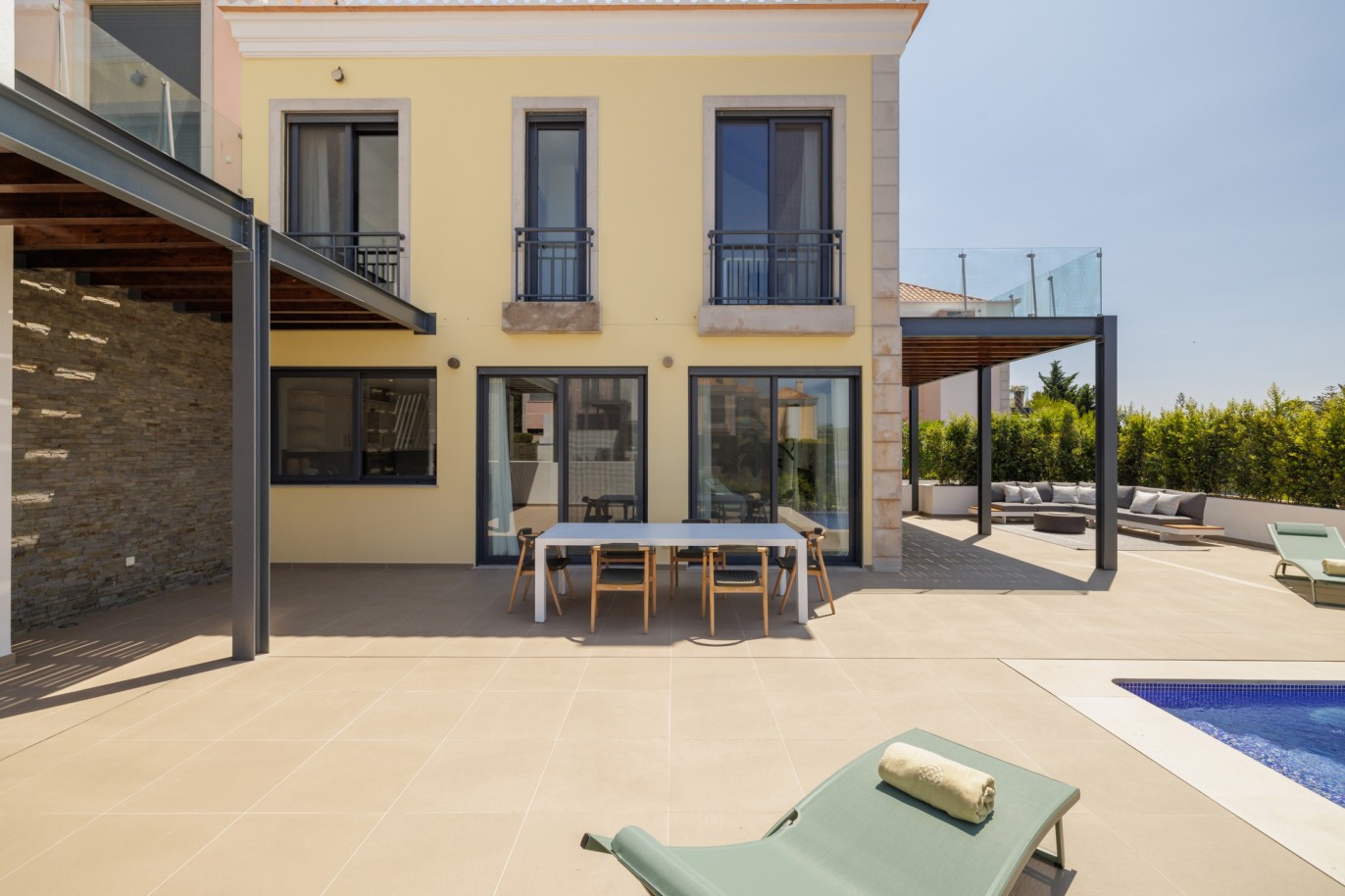 2+1 Schlafzimmer Villa mit Pool, zu verkaufen in Vale do Lobo, Algarve_232762