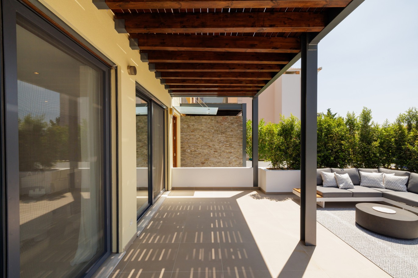 2+1 Schlafzimmer Villa mit Pool, zu verkaufen in Vale do Lobo, Algarve_232763