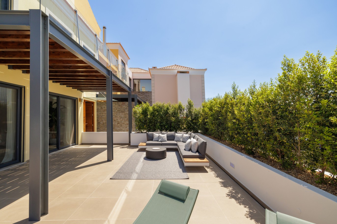 Villa de 2+1 chambres avec piscine, à vendre à Vale do Lobo, Algarve_232765