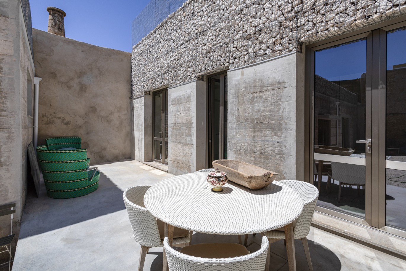 Villa rénovée de 2 chambres à coucher, à vendre dans le centre de Faro, Algarve_232874
