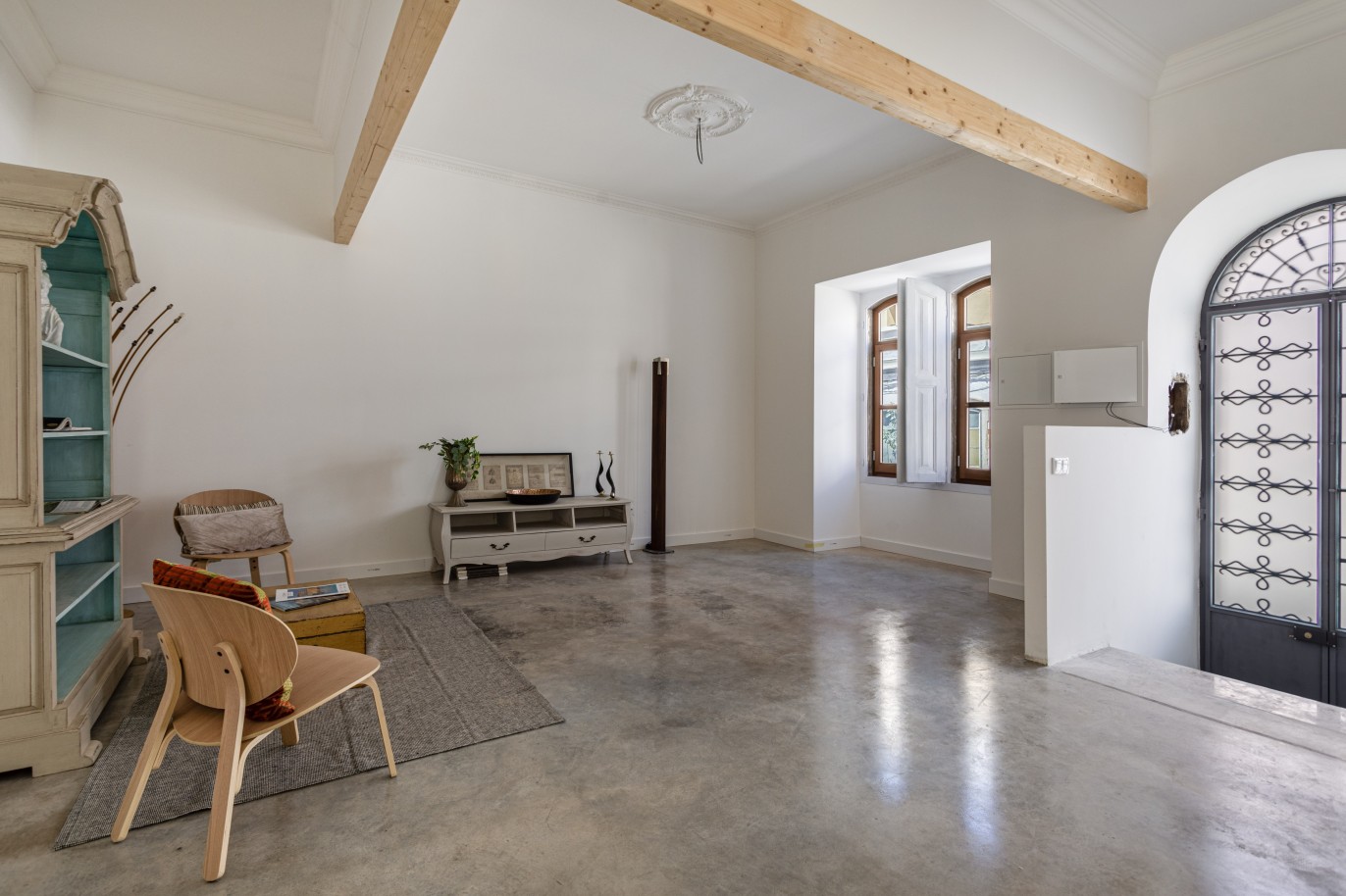 Renovated property of 3 villas, for sale in the center of Faro, Algarve_232935