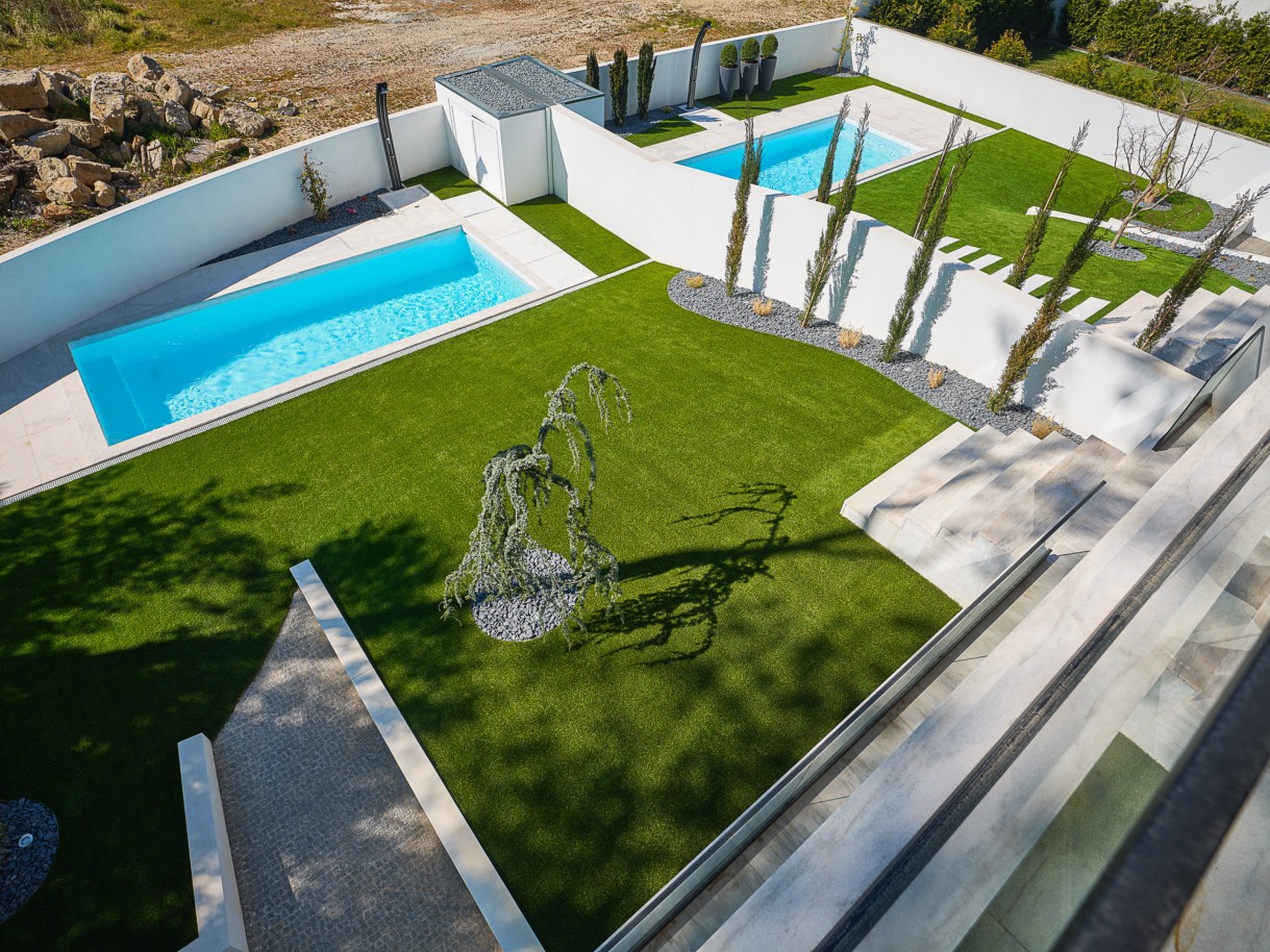 Neue Villa, mit Garten und Pool, zu verkaufen, in Maia, Portugal_232987