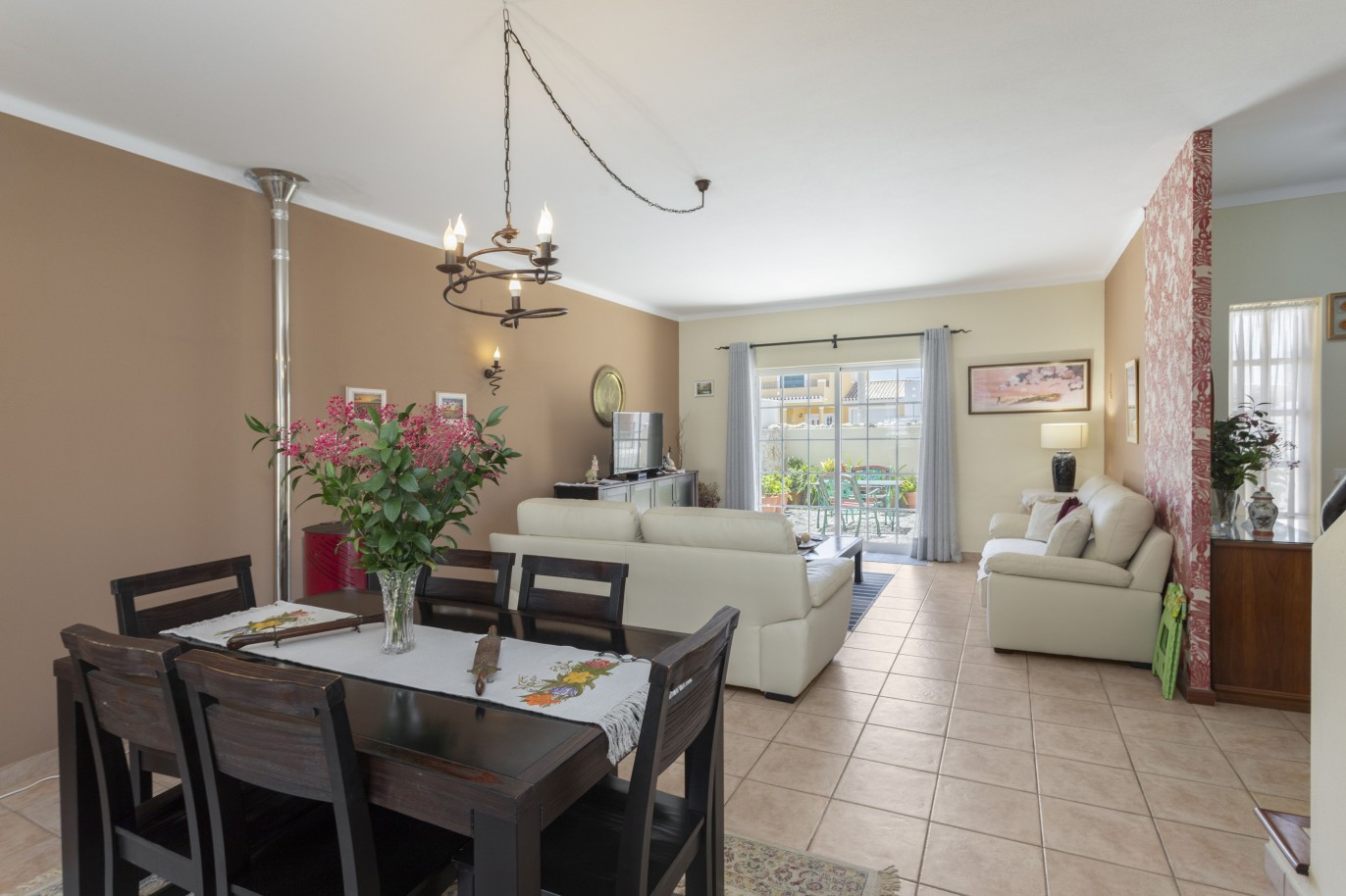Villa de 3 chambres à vendre à Porto de Mós, Algarve_233218