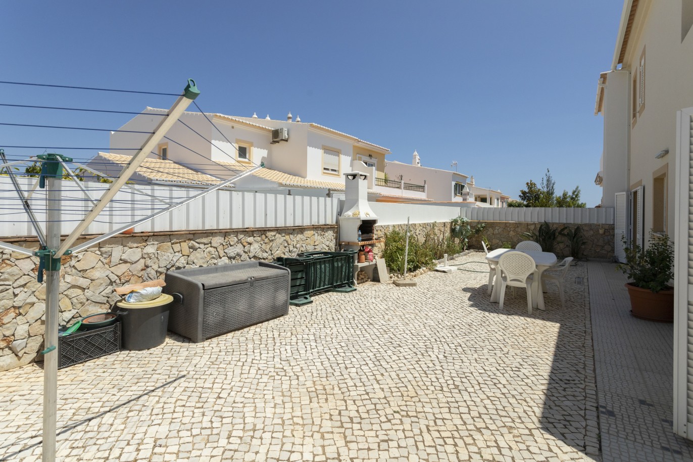 Villa de 3 chambres à vendre à Porto de Mós, Algarve_233243