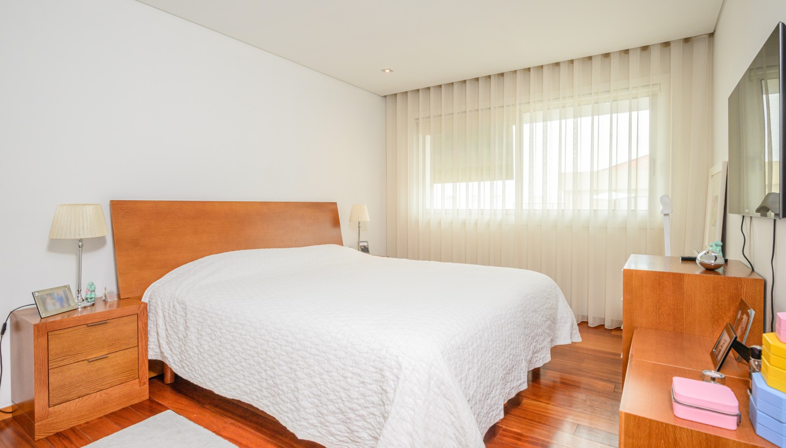 Piso de 3 dormitorios con balcón, en venta, en Porto, Portugal_233445