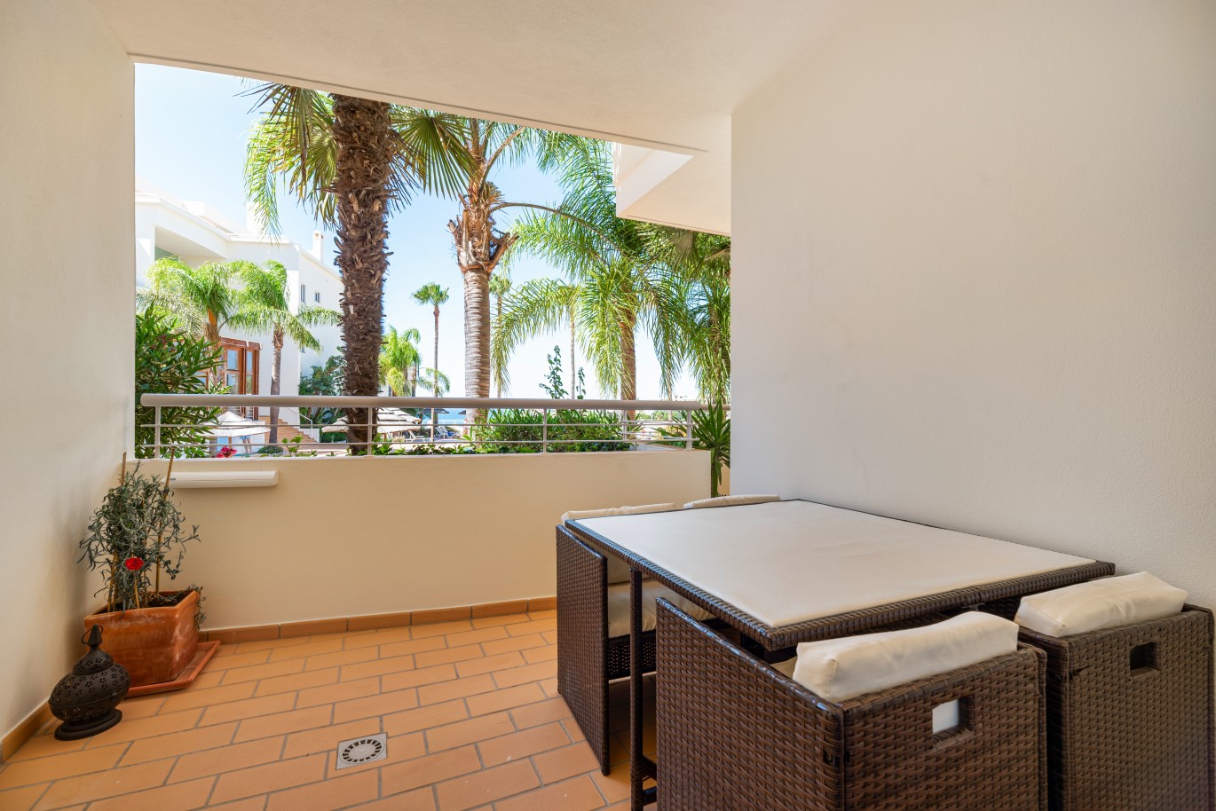 Apartment T1+1 with sea view, for sale in Porto de Mós, Algarve_233578