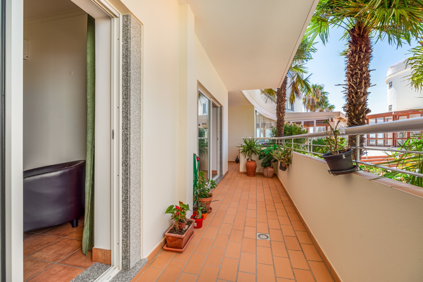 Apartment T1+1 with sea view, for sale in Porto de Mós, Algarve_233581