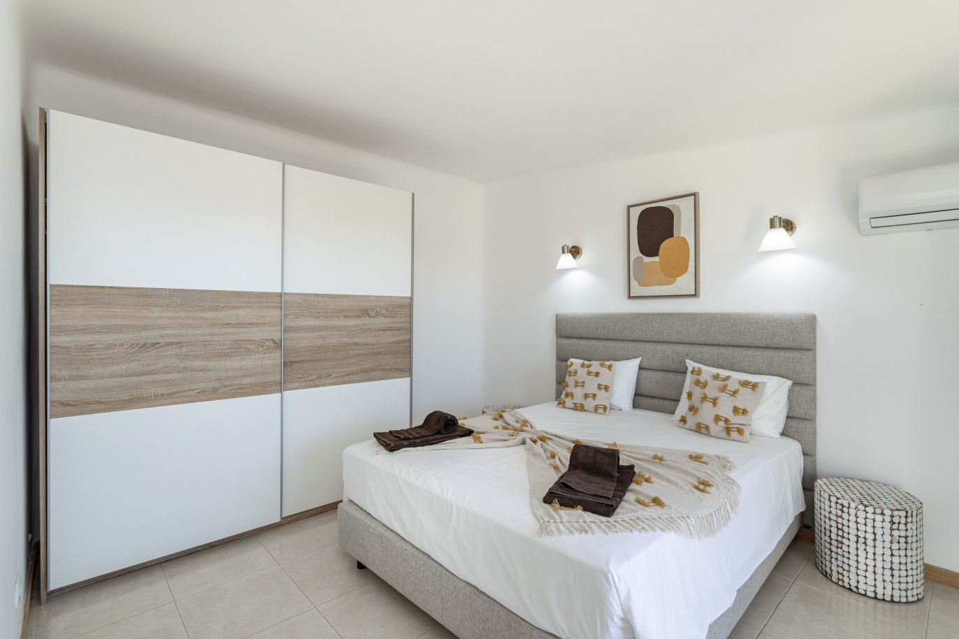 4 bedroom villa with pool, for sale in Albufeira, Algarve_233597
