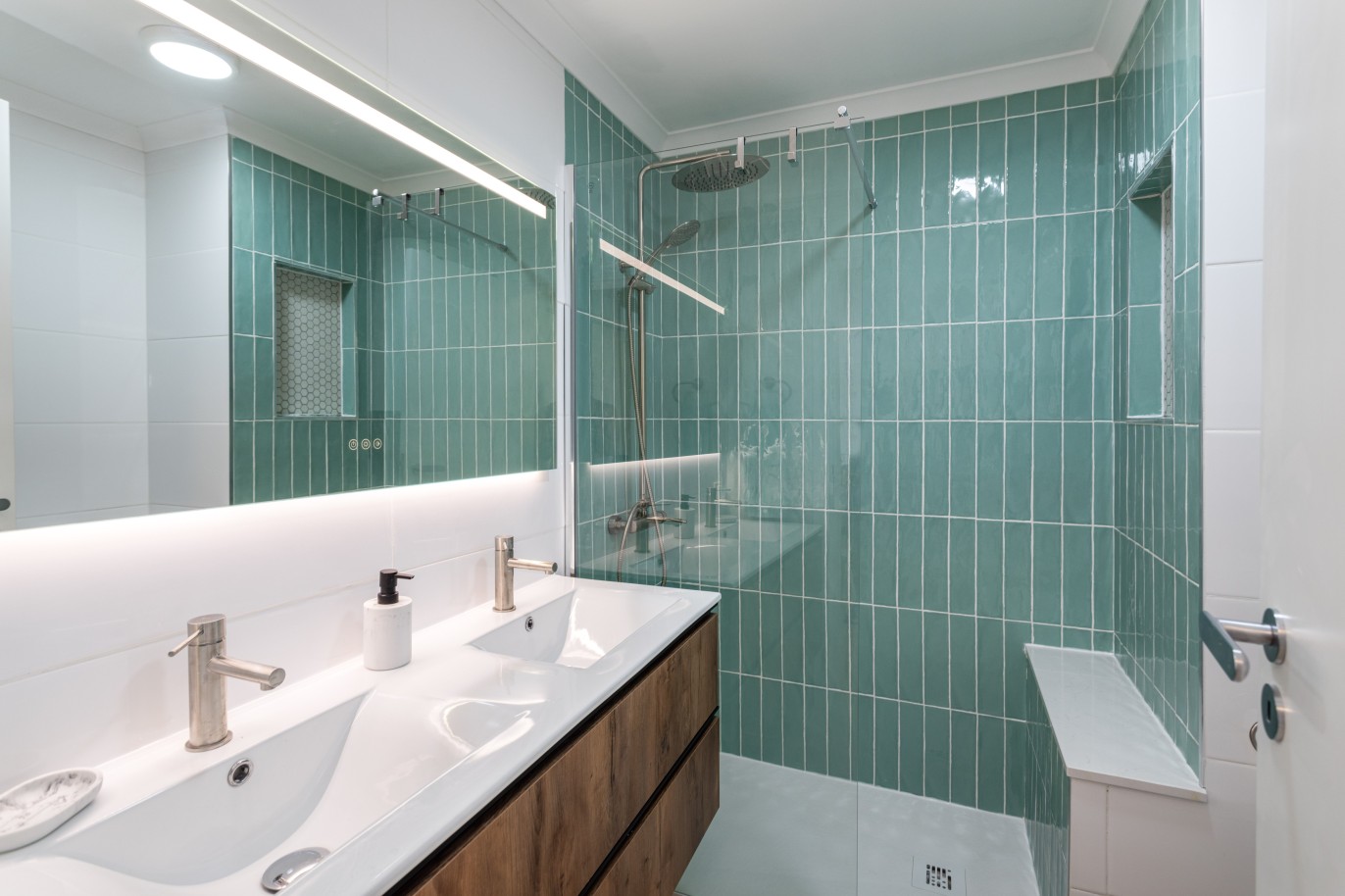 1 schlafzimmer wohnung in wohnanlage, zu verkaufen in Vilamoura, Algarve _233653