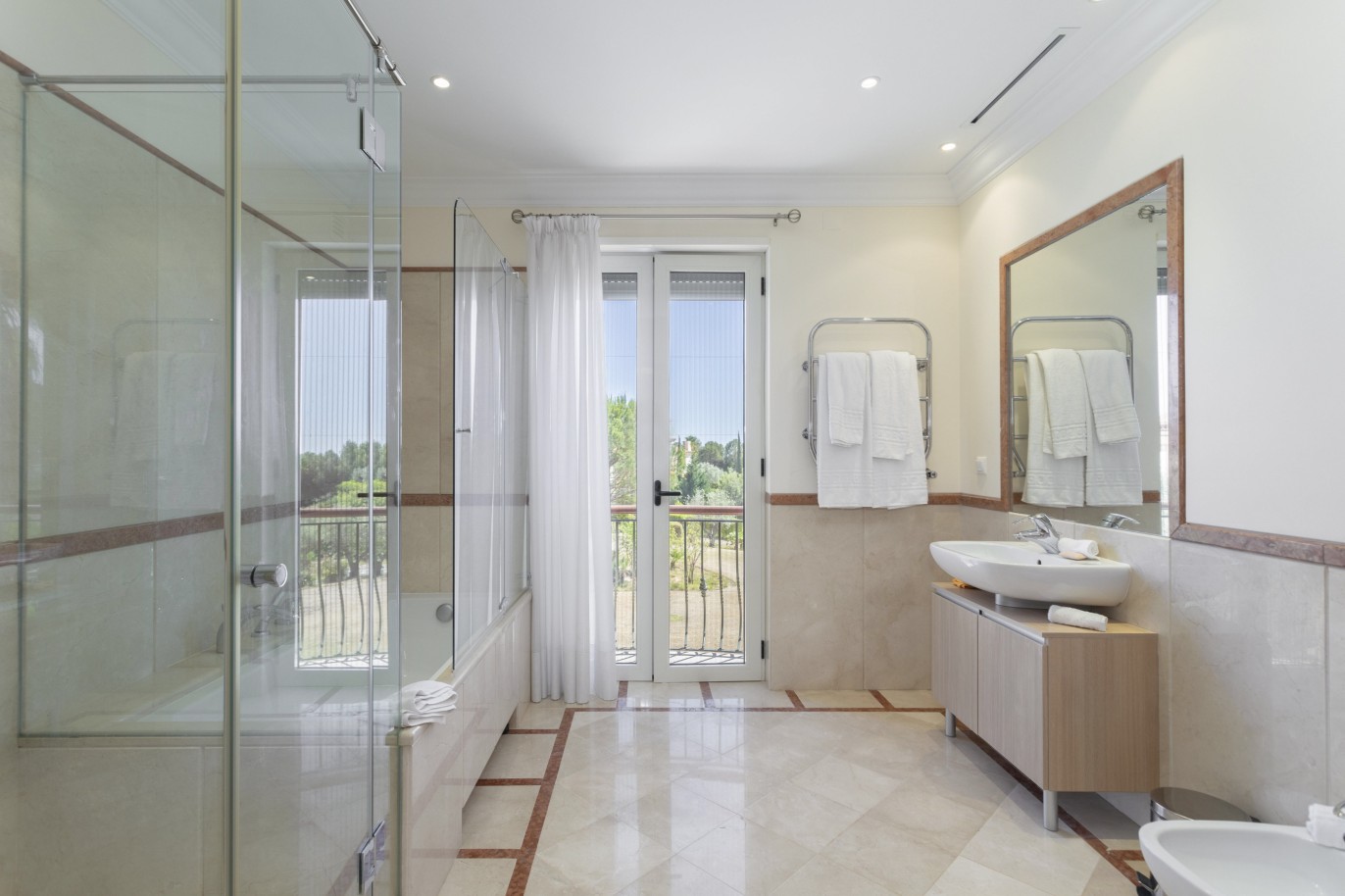 Fantastic 3 bedroom villa in Monte Rei Resort, Vila Nova de Cacela, Algarve_233687