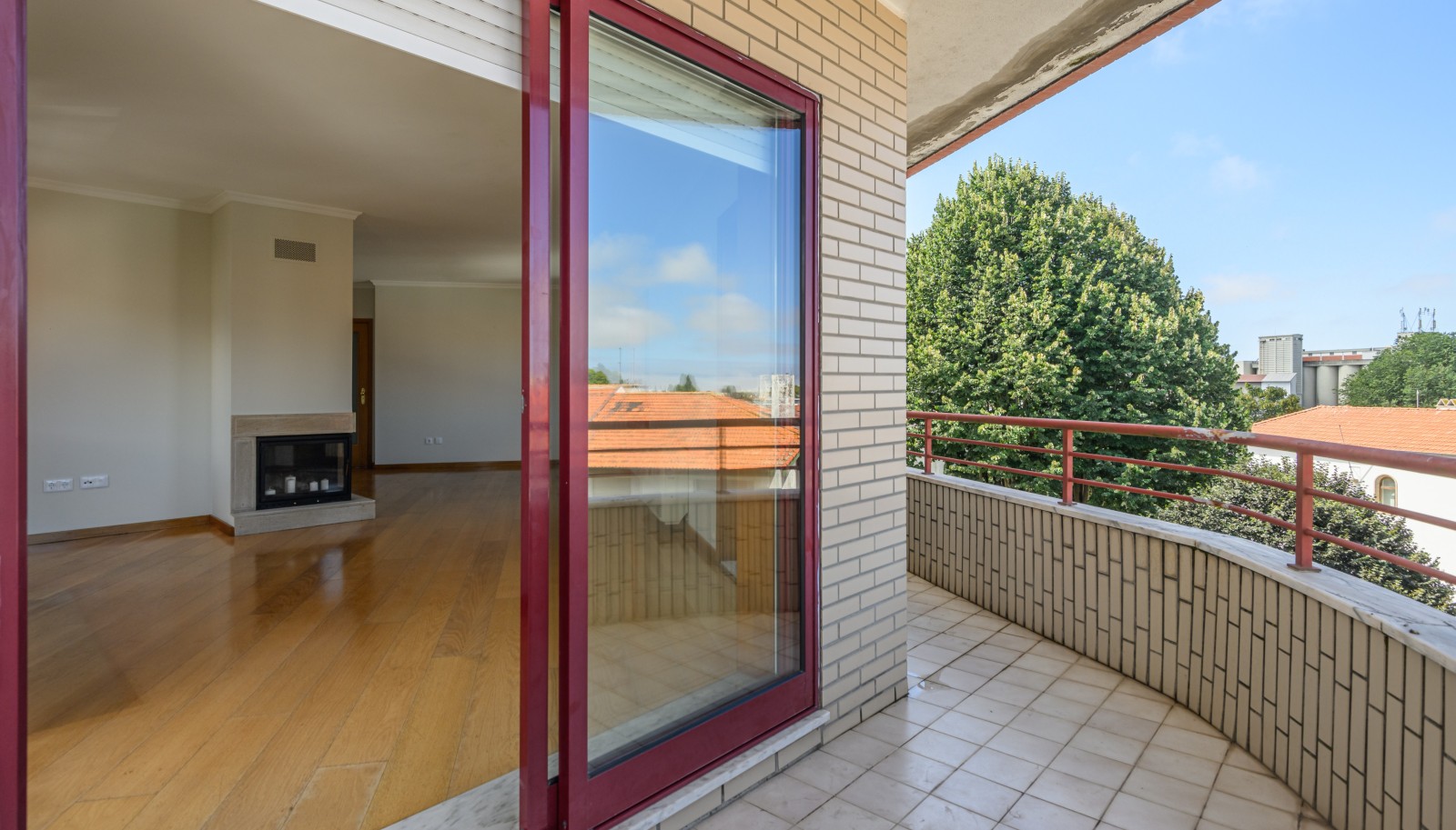 Piso 3 habitaciones con balcón, en venta, Senhora da Hora, Matosinhos, Portugal_233712