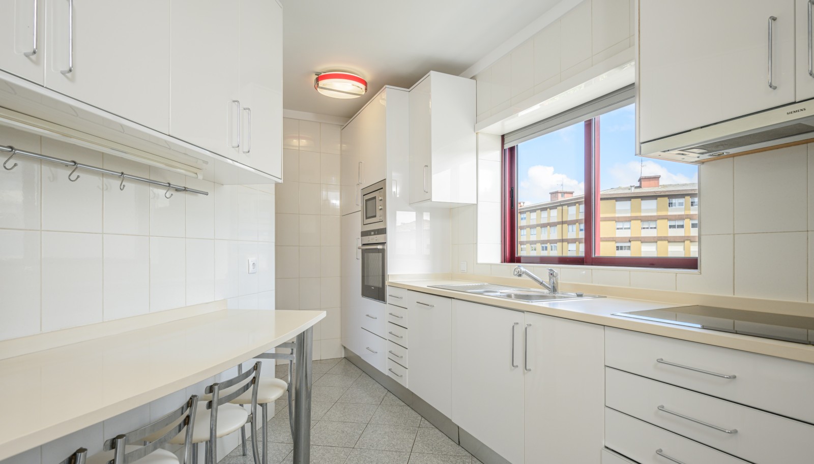 Piso 3 habitaciones con balcón, en venta, Senhora da Hora, Matosinhos, Portugal_233728
