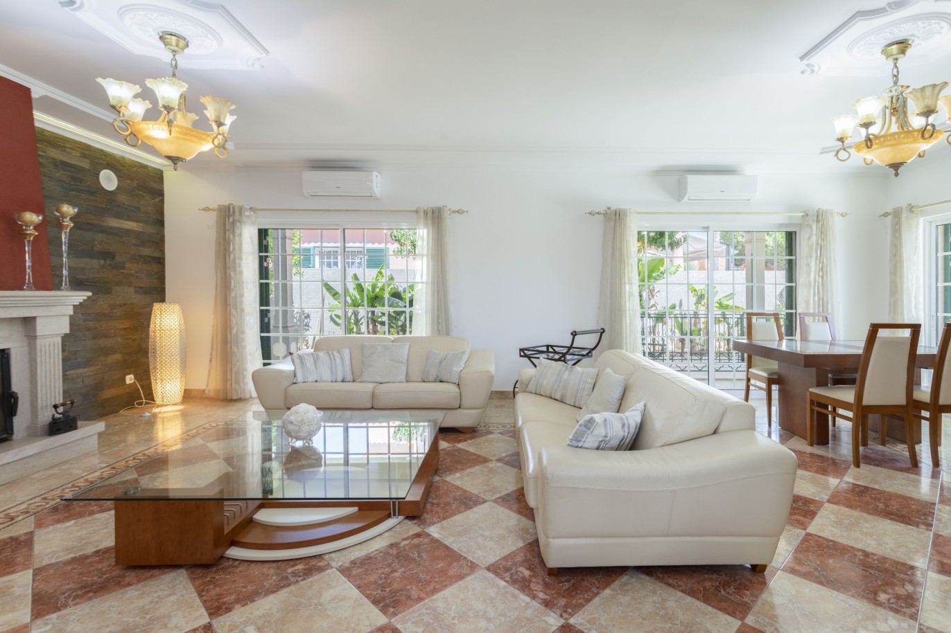 Spektakuläre Villa mit 5 Schlafzimmern und Pool, zu verkaufen in Albufeira, Algarve_233833