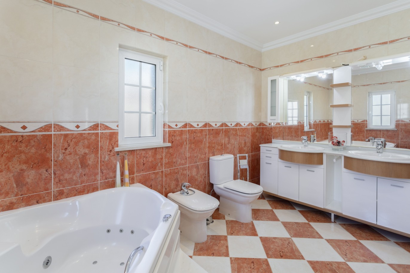 Spectaculaire villa de 5 chambres avec piscine, à vendre à Albufeira, Algarve_233843
