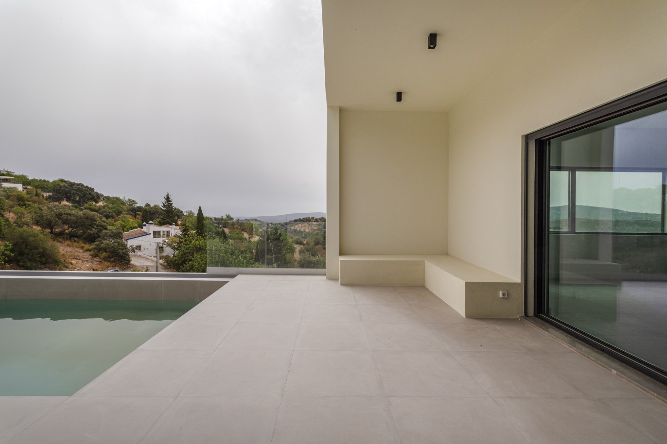 4 Schlafzimmer Villa mit Meerblick, zu verkaufen in São Brás de Alportel, Algarve_234765