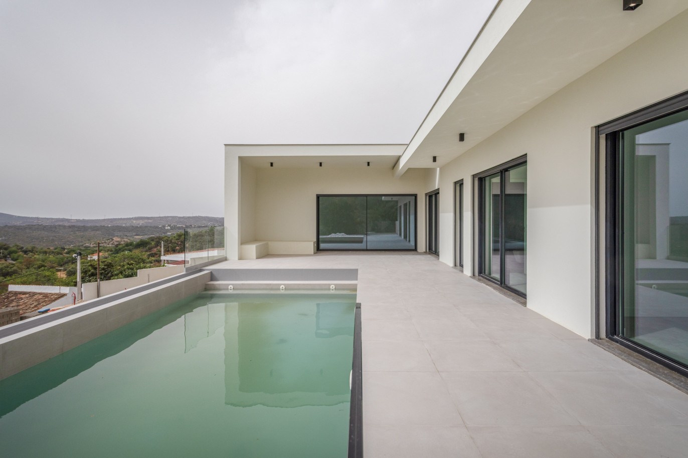 4 Schlafzimmer Villa mit Meerblick, zu verkaufen in São Brás de Alportel, Algarve_234767