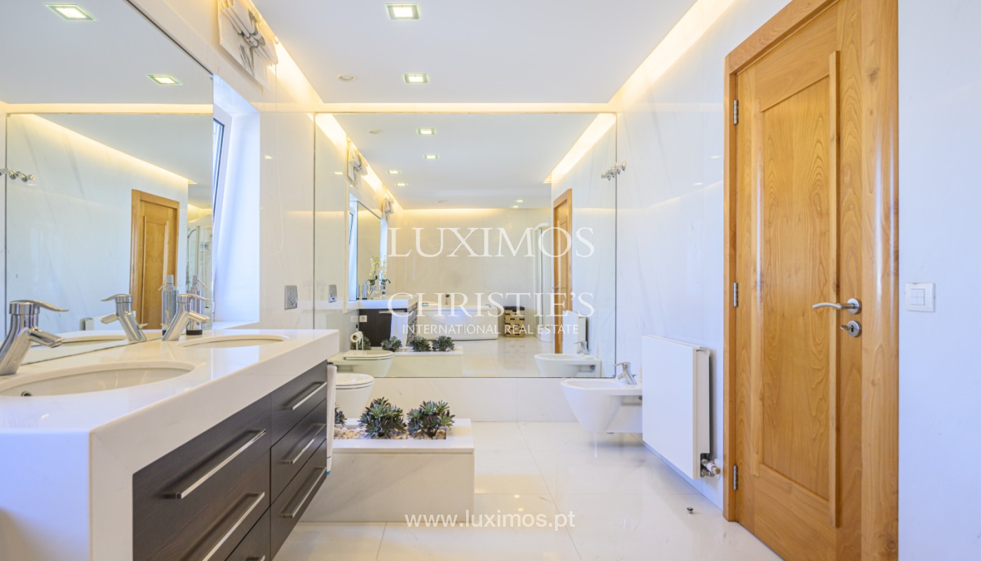 5 Bedroom Villa/Townhouse's Image 8