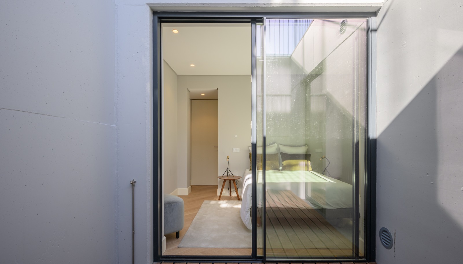 Neue Wohnung T1+1 mit Terrasse und Garten, zu verkaufen, im Zentrum von Porto, Portugal_235802
