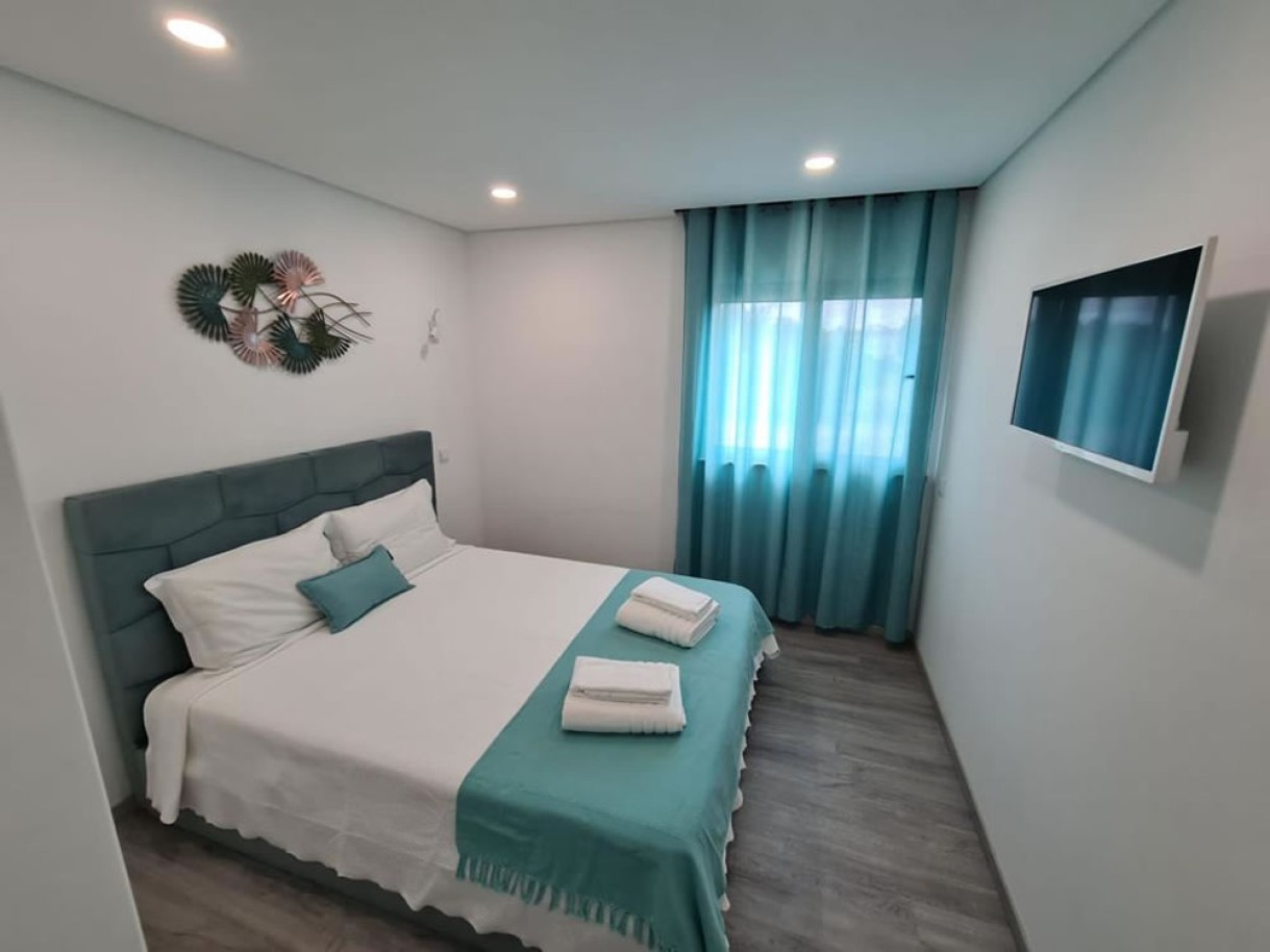 Villa de luxe de 6 chambres avec piscine, à vendre à Almancil, Algarve_235924