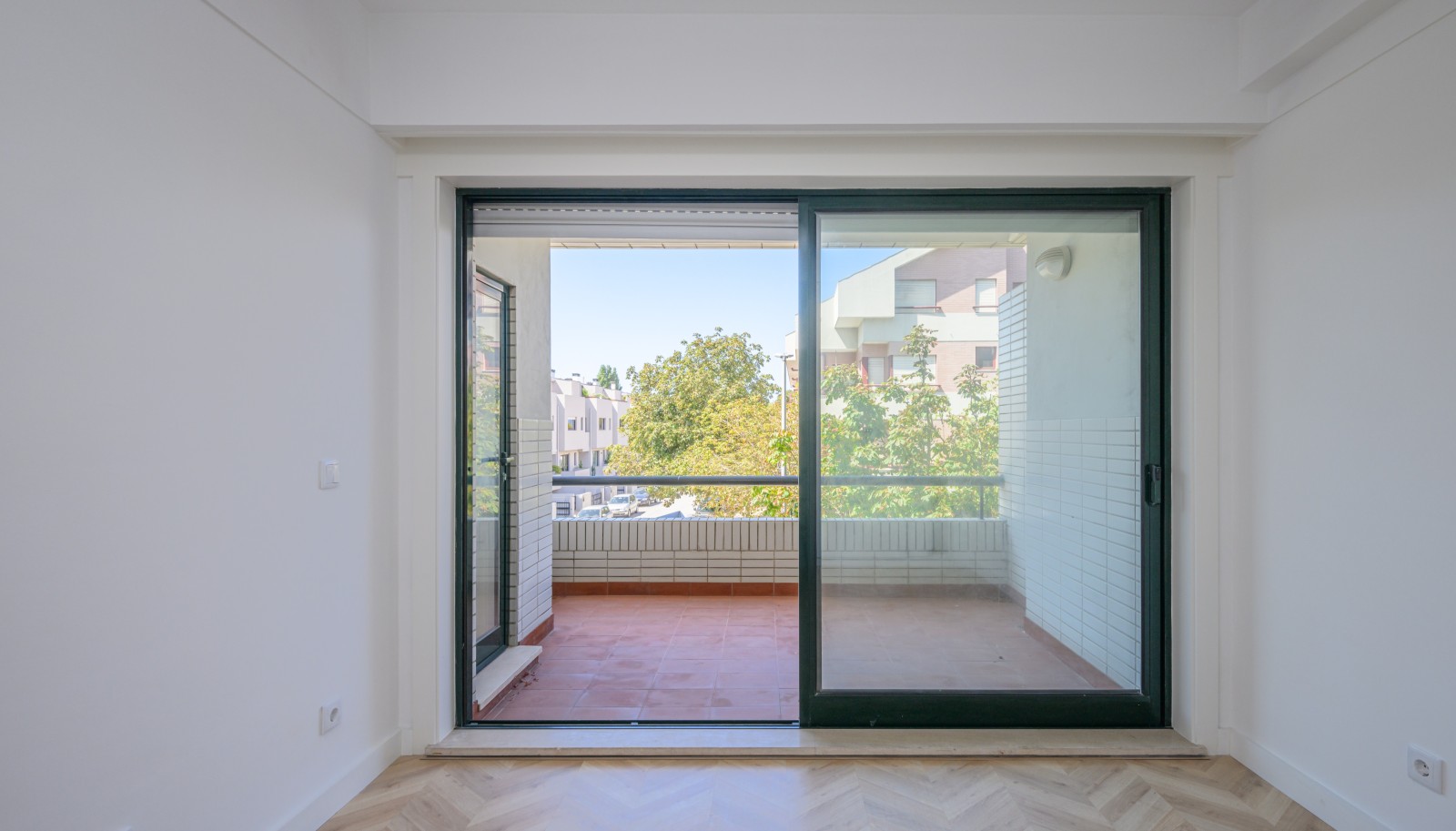 1+1 bedroom apartment with balcony, for sale, in Foz do Douro, Porto, Portugal_236213