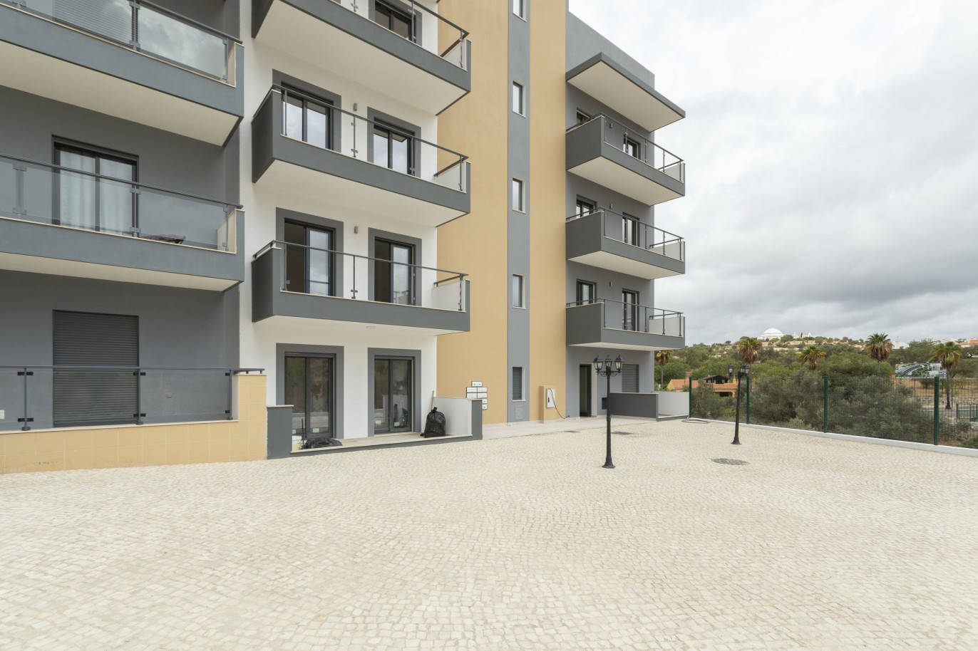 Neue 2-Zimmer-Wohnung zu verkaufen in Loulé, Algarve_236728