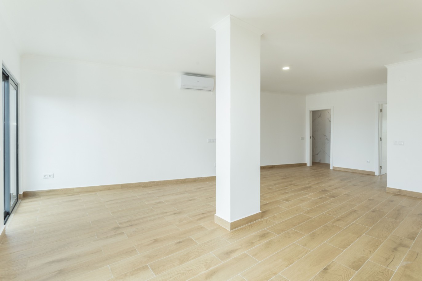 Neue 2-Zimmer-Wohnung zu verkaufen in Loulé, Algarve_236732