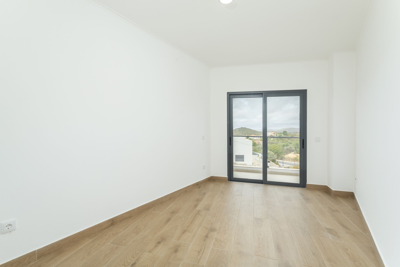 Neue 2-Zimmer-Wohnung zu verkaufen in Loulé, Algarve_236736