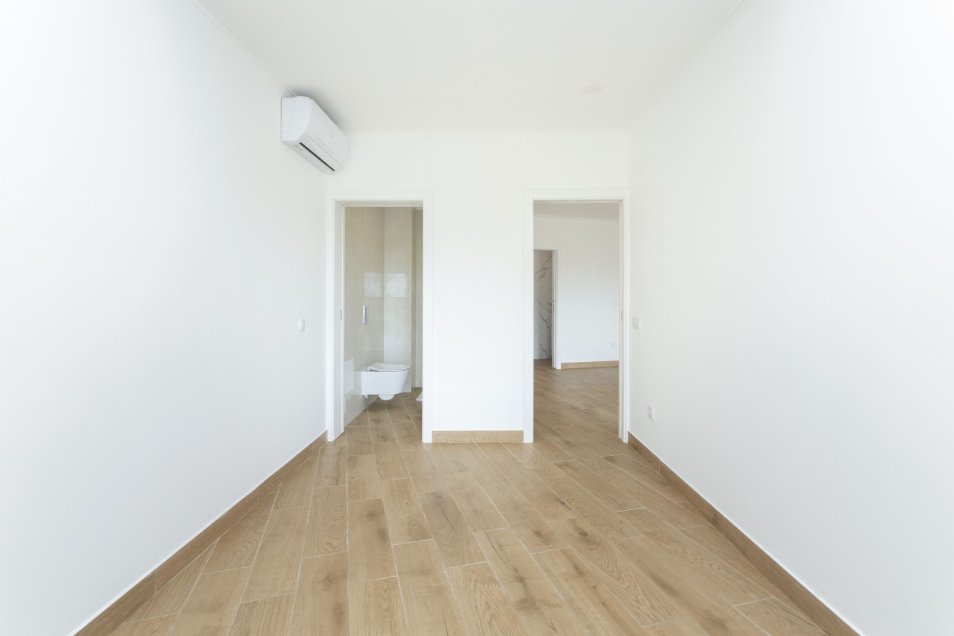 Neue 2-Zimmer-Wohnung zu verkaufen in Loulé, Algarve_236737