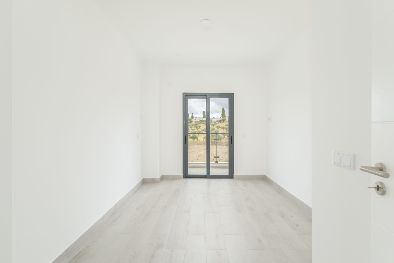 Neue 2-Zimmer-Wohnung zu verkaufen in Loulé, Algarve_236745