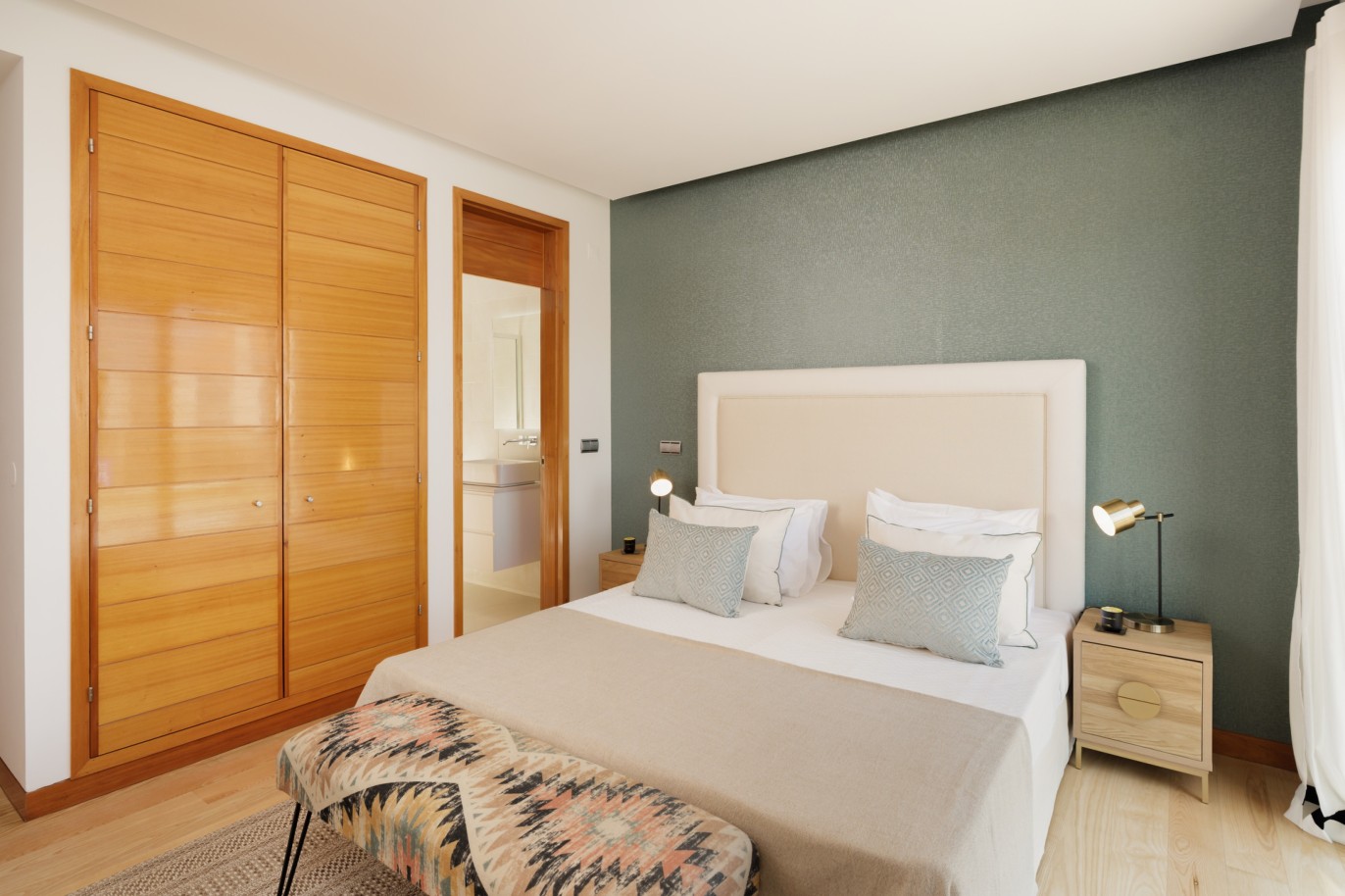 Appartement de 2 chambres à coucher avec piscine, à vendre à Vale do Lobo, Algarve_237310