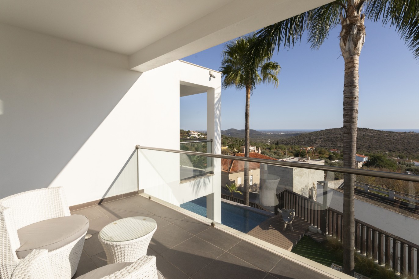 Villa de 4 dormitorios con piscina y vistas al mar, en venta en Loulé, Algarve_237416