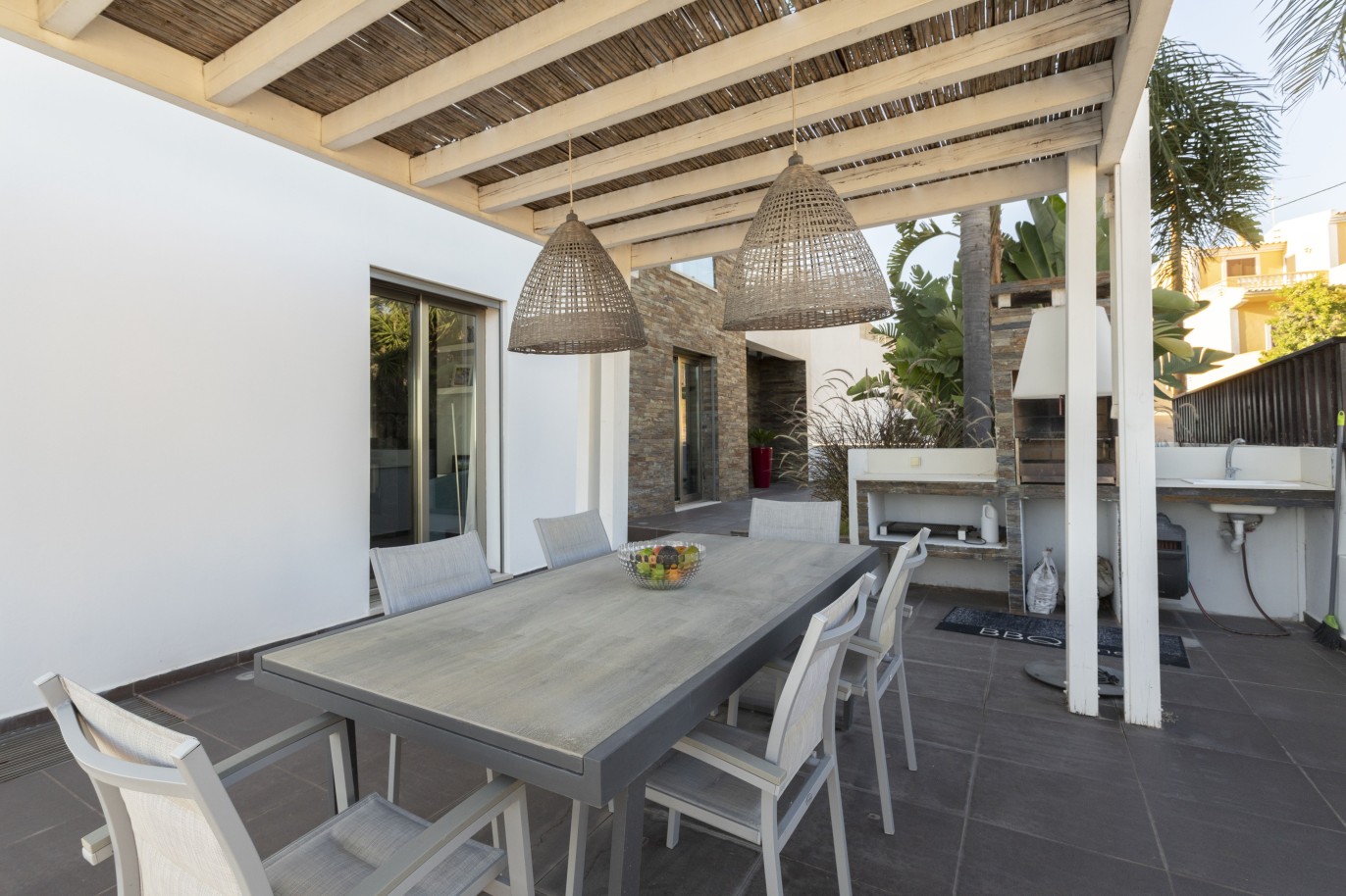 Moradia V4 com piscina e vista mar, para venda em Loulé, Algarve_237418