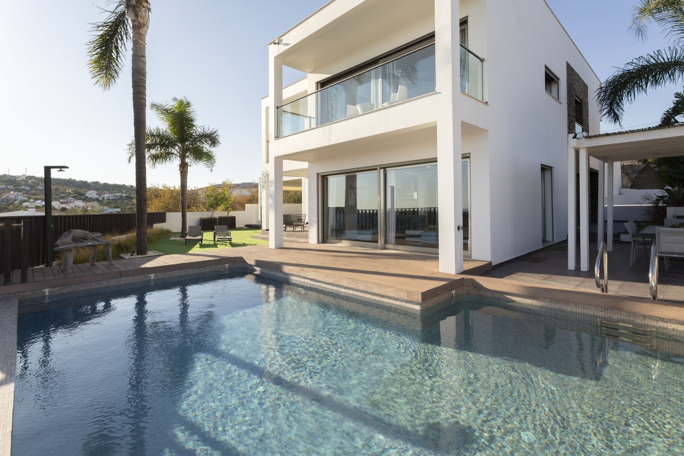 Moradia V4 com piscina e vista mar, para venda em Loulé, Algarve_237424