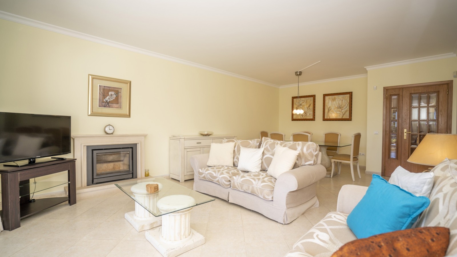 Doppelhaushälfte mit 4 Schlafzimmern, mit Pool, zu verkaufen in Vilamoura, Algarve_237476