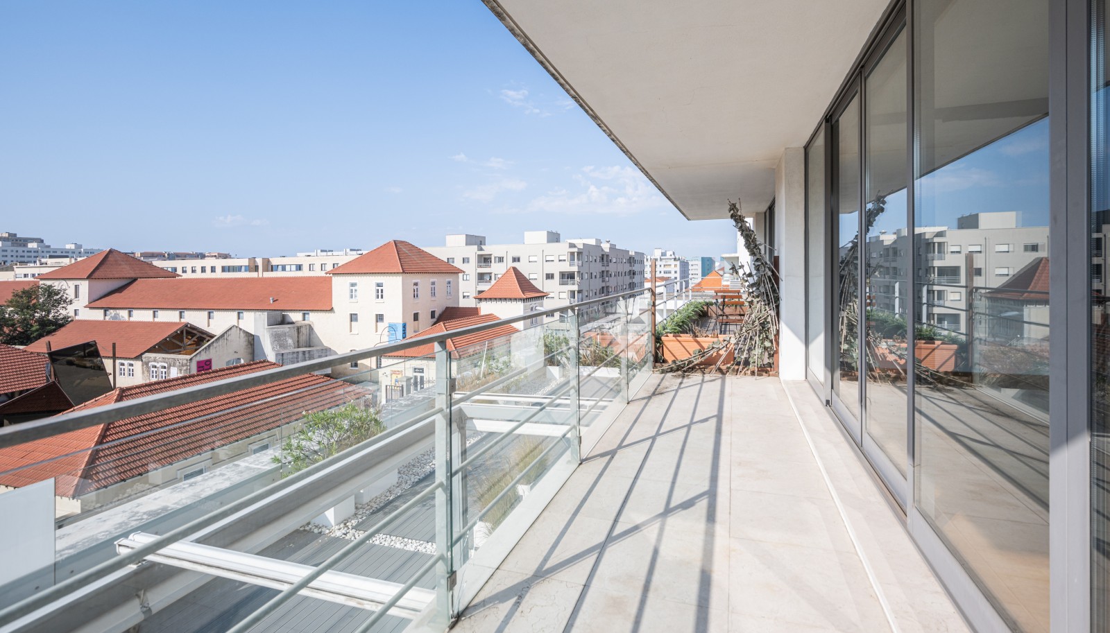 Penthouse duplex T4+1 com varanda, para venda, em Matosinhos Sul_237723