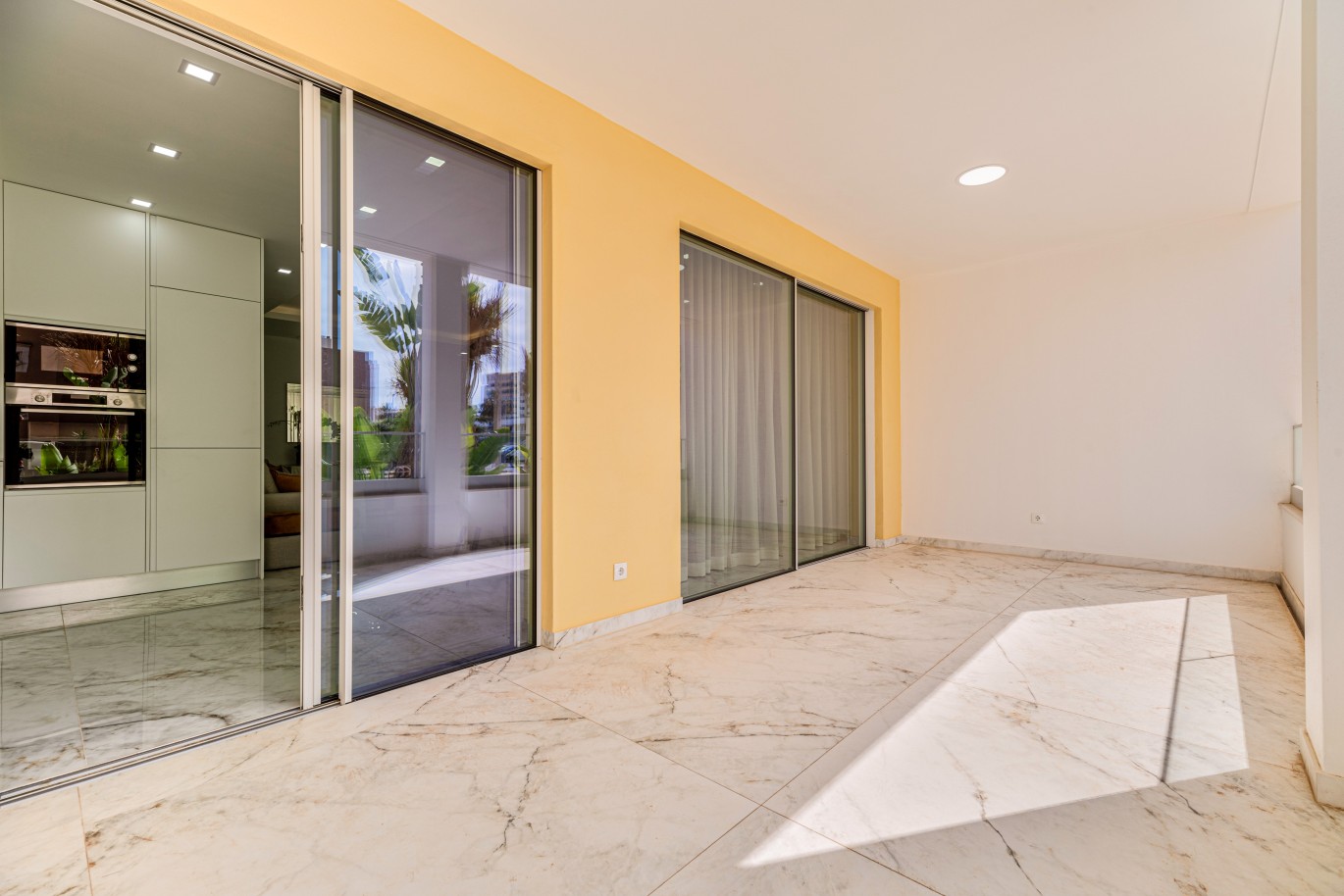 Apartamento, com terraço, para venda, em Lagos, Algarve_237980
