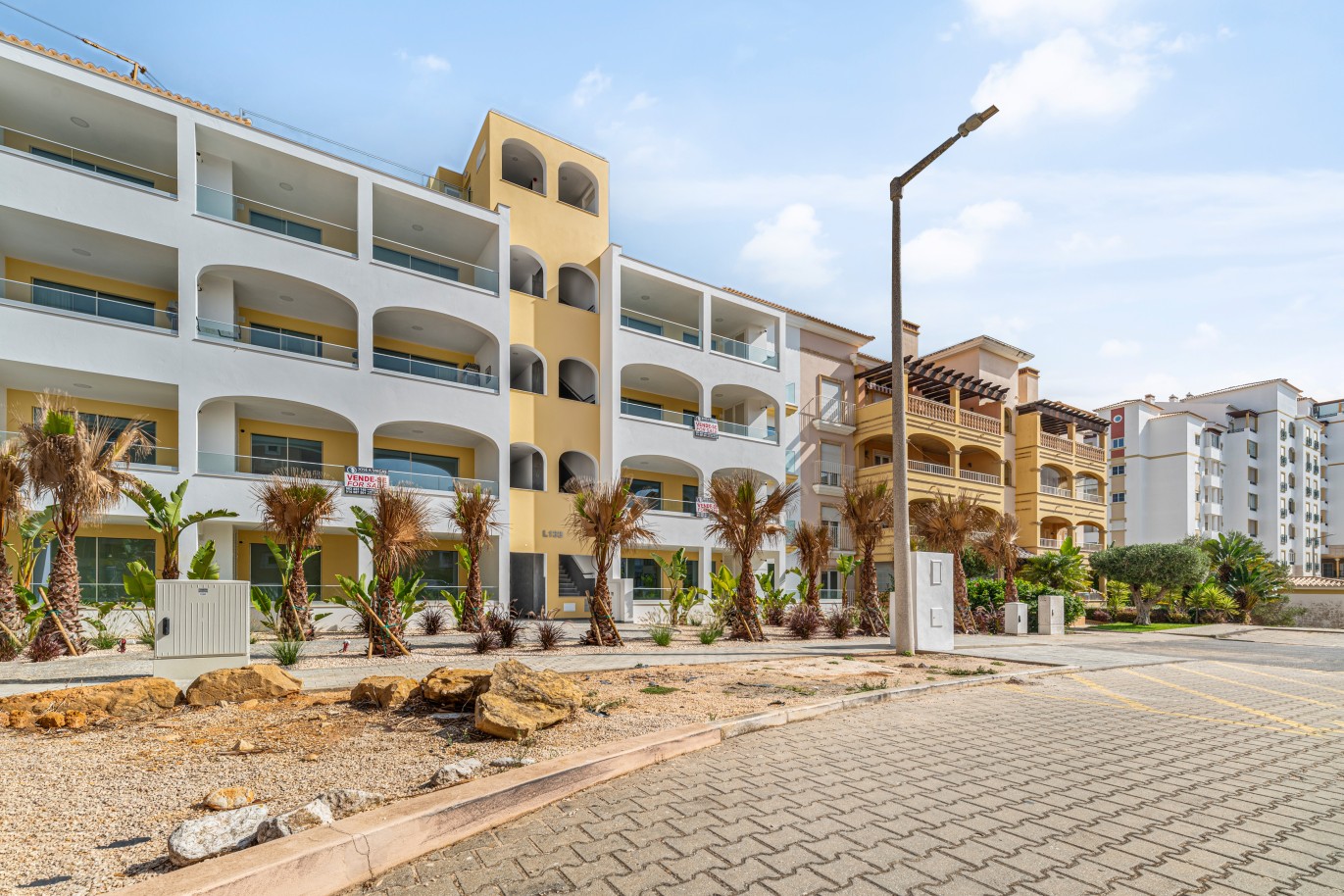 Apartamento con terraza, en vneta, en Lagos, Algarve_238156