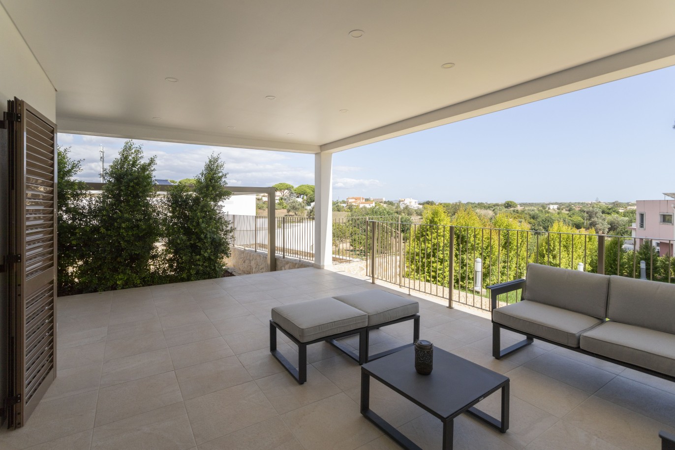 5 Schlafzimmer Villa mit Pool, Neubau, zu verkaufen in Albufeira, Algarve_238348