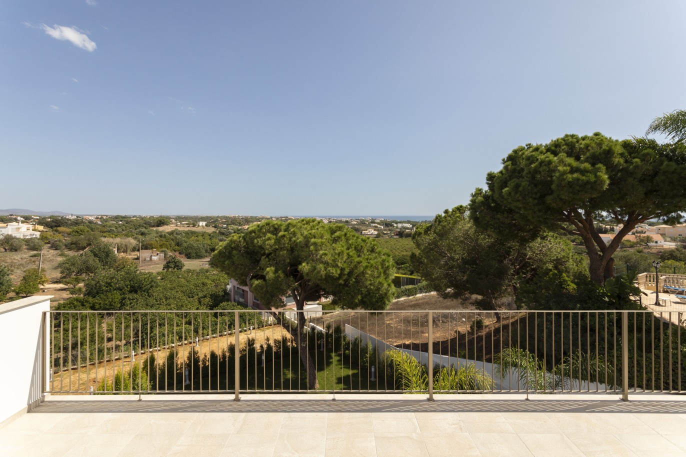 5 Schlafzimmer Villa mit Pool, Neubau, zu verkaufen in Albufeira, Algarve_238350