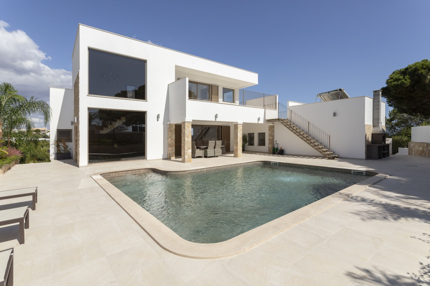 Moradia V5 com piscina, nova construção, para venda em Albufeira, Algarve_238351