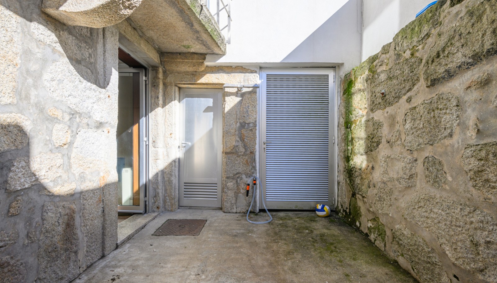 Moradia V3 com terraço, para venda, em Cedofeita, Porto_238938