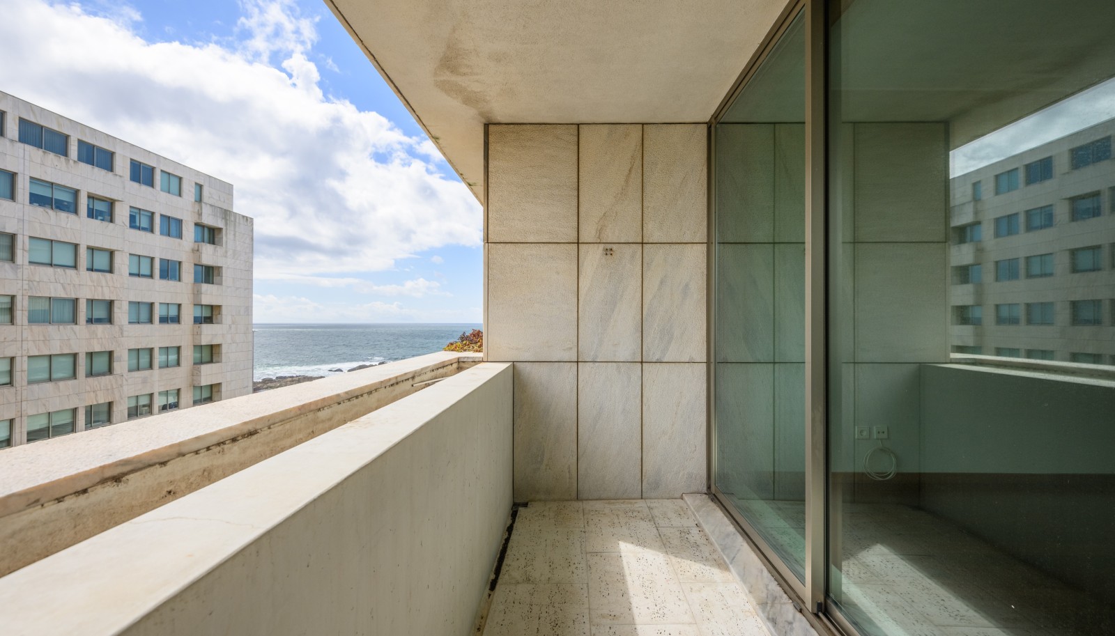 2-Bett-Wohnung direkt am Meer, zu verkaufen, Leça Palmeira - Portugal_238950