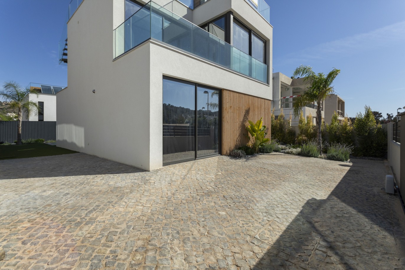 3 Schlafzimmer Villa, im Bau, zu verkaufen, in Albufeira, Algarve_239019