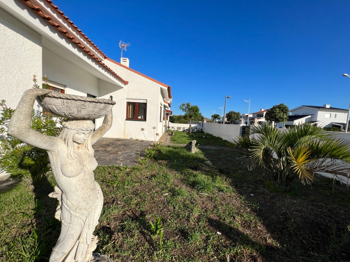 Villa de 3 chambres, quatre façades proche de mer, à vendre, Portugal_239679