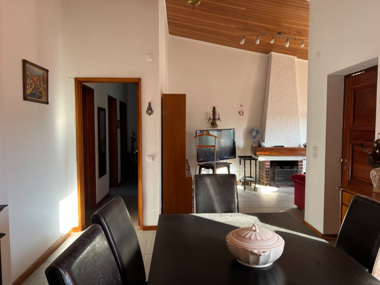 Villa 3 dormitorios, cuatro frentes cerca del mar, en venta, Portugal_239693