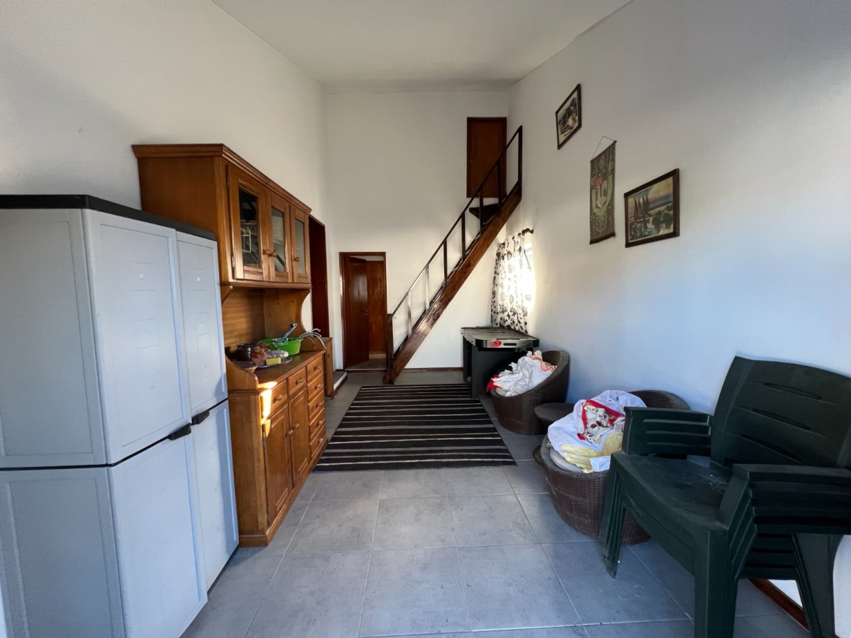 3 bedroom villa with four fronts close to the sea, for sale, Portugal_239698
