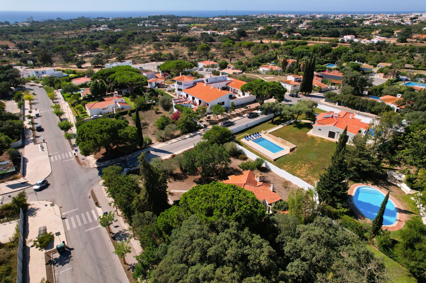 Moradia com possibilidade de ampliação, para venda em Albufeira, Algarve_239725